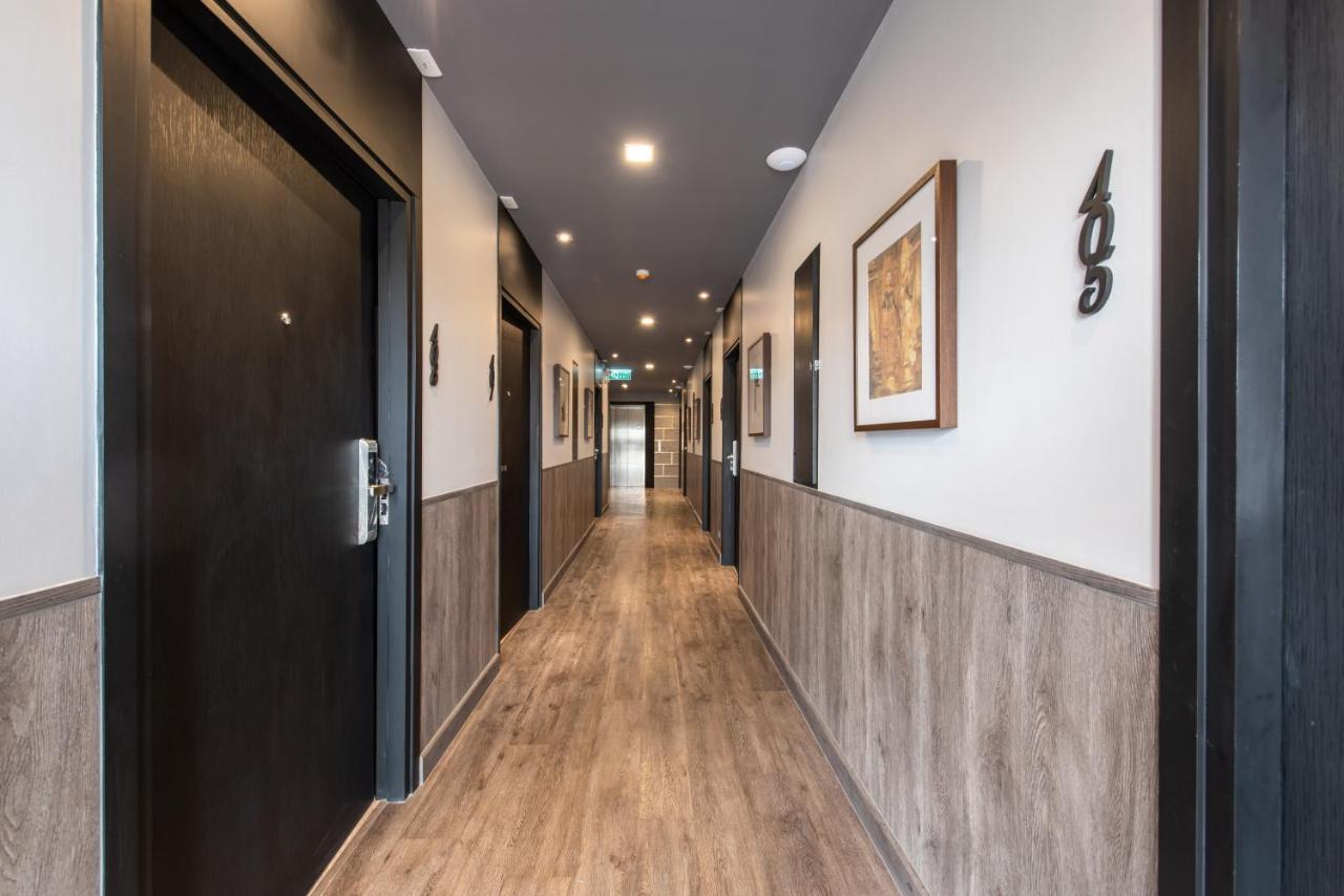 Sanae' Oldtown Hotel Чиангмай Экстерьер фото