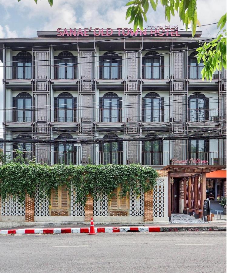 Sanae' Oldtown Hotel Чиангмай Экстерьер фото