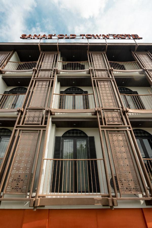 Sanae' Oldtown Hotel Чиангмай Экстерьер фото