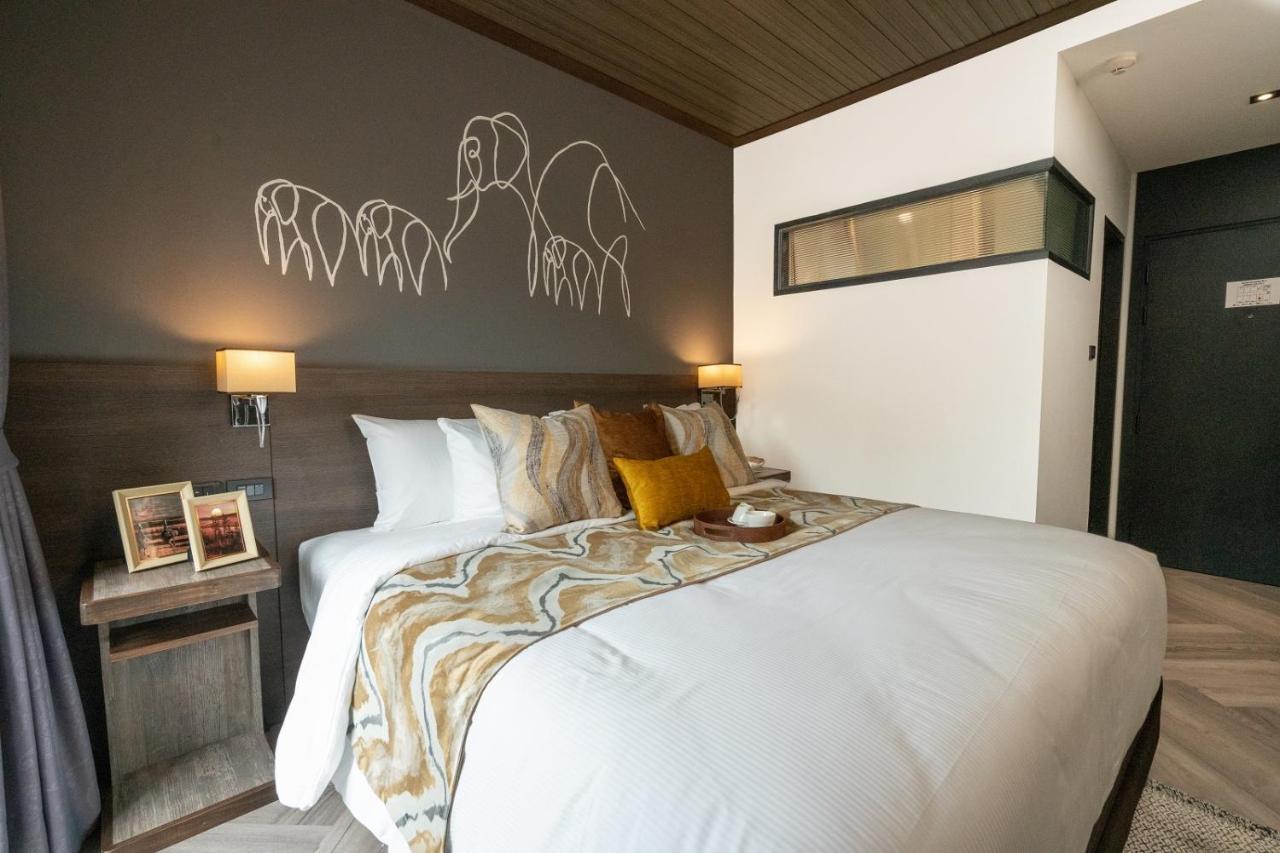 Sanae' Oldtown Hotel Чиангмай Экстерьер фото