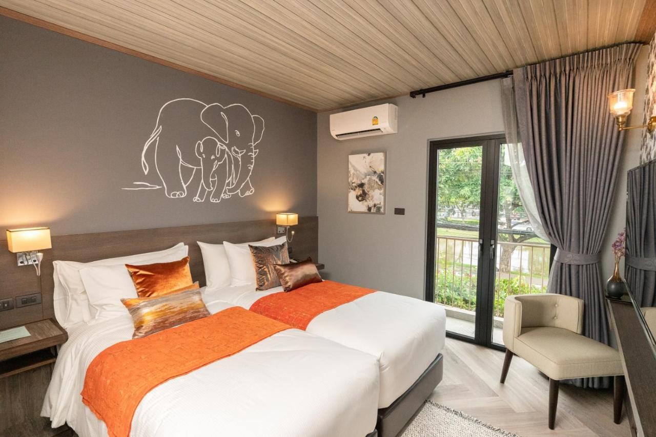 Sanae' Oldtown Hotel Чиангмай Экстерьер фото